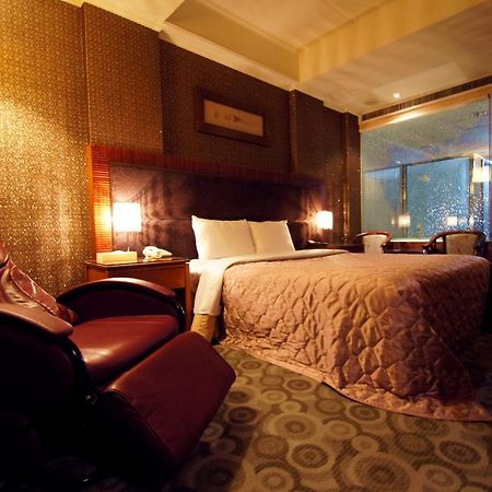 Beverly Garden Motel Chiayi Exterior foto