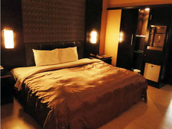 Beverly Garden Motel Chiayi Exterior foto